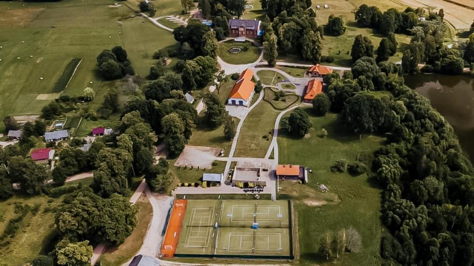Piena Muiza - Berghof Hotel & Spa Sieksate 외부 사진